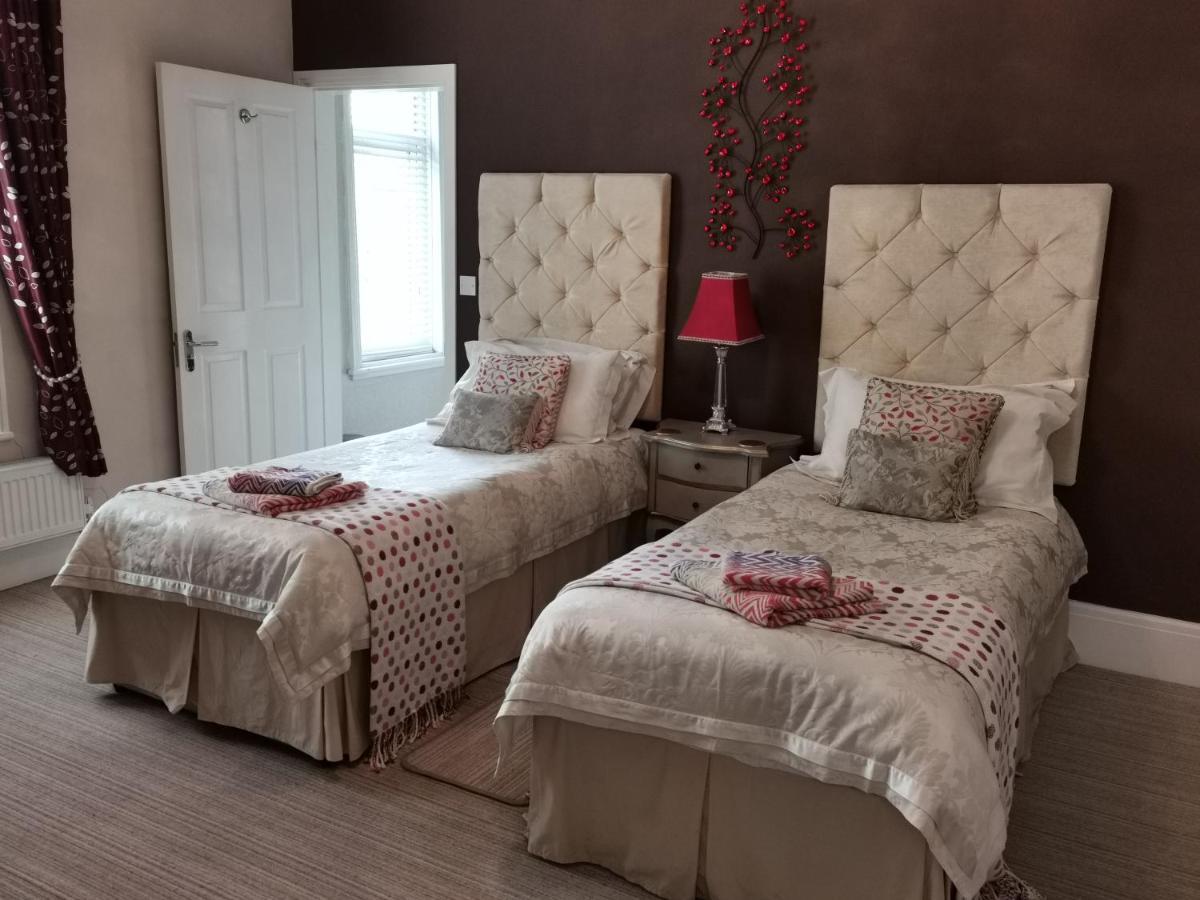 Vale House Bed & Breakfast Southport Ngoại thất bức ảnh
