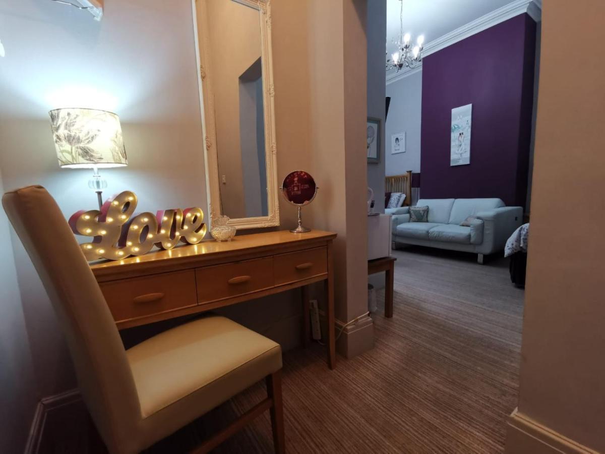 Vale House Bed & Breakfast Southport Ngoại thất bức ảnh